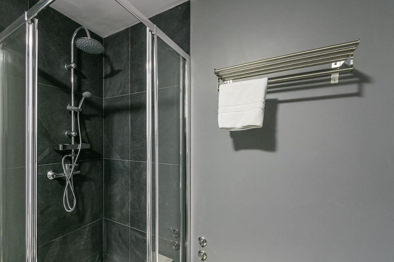 Oporto Grace City Hotel ภายนอก รูปภาพ